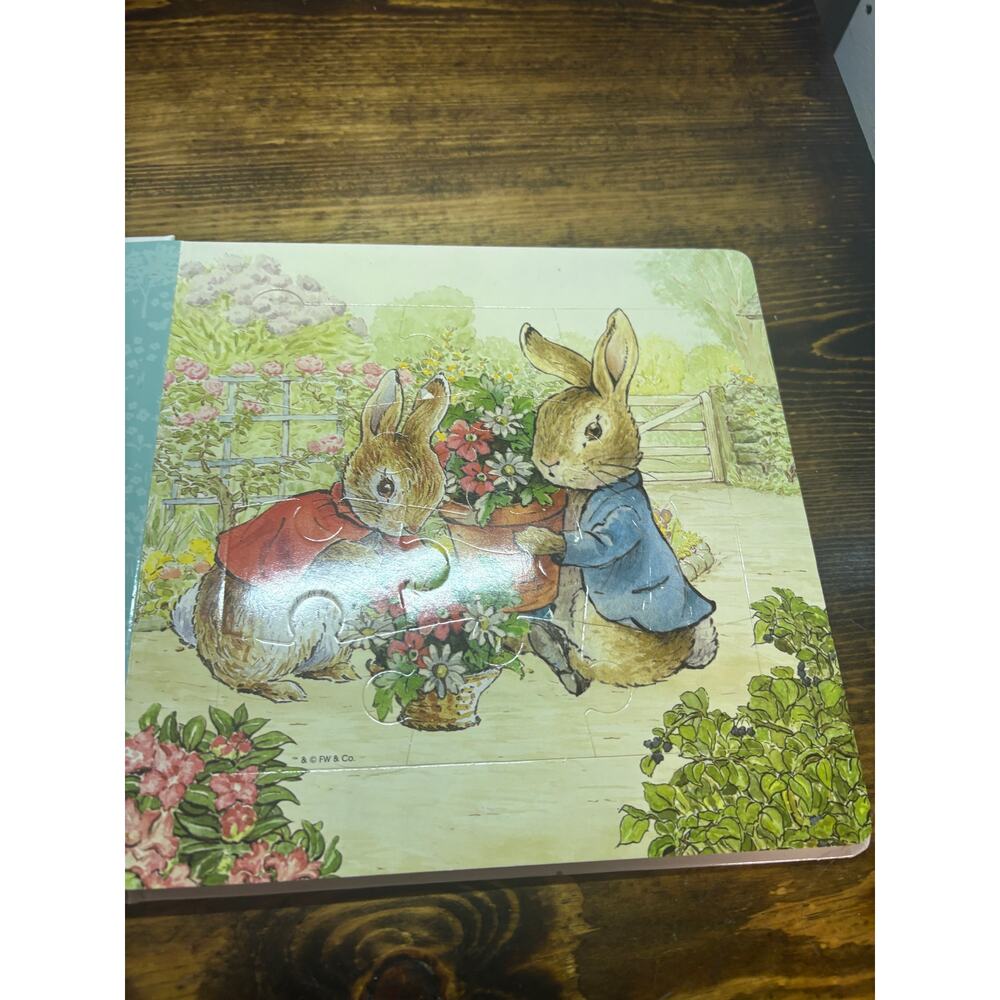 Peter Rabbit‎ 5 Puzzles Book - Picture 4 of 9